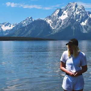 Meet your Posher, Juliette